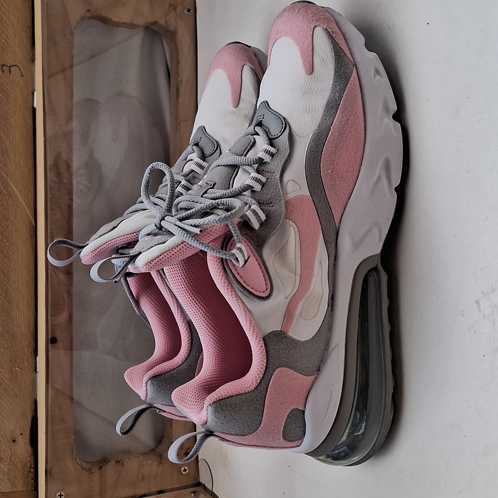 Nike Air Max 270 React, White/Pink Gray, BQ0103-104, Size 6Y